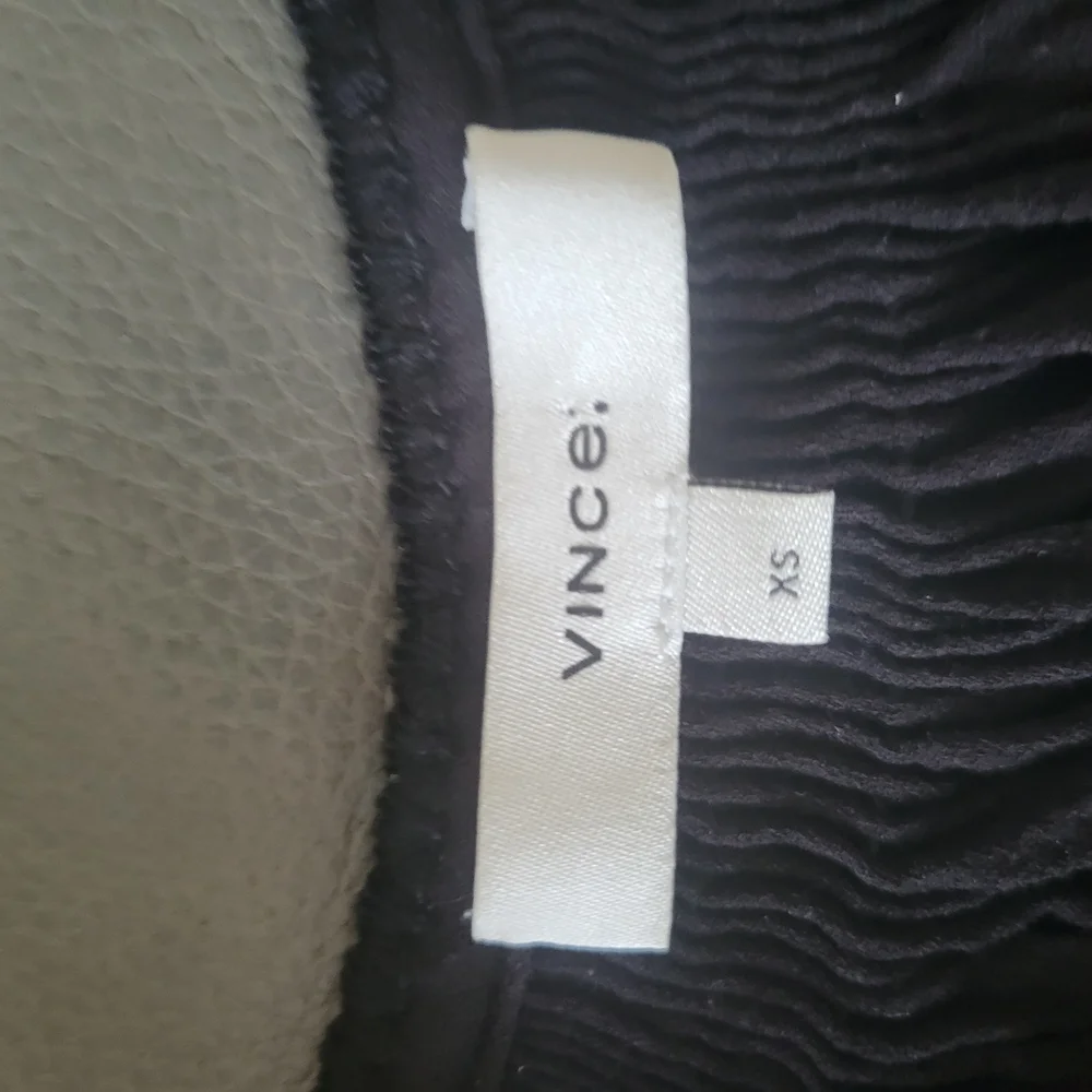 Vince Black Short Sleeve Poet Blouse with Tassle Ties - Picture 6 of 8